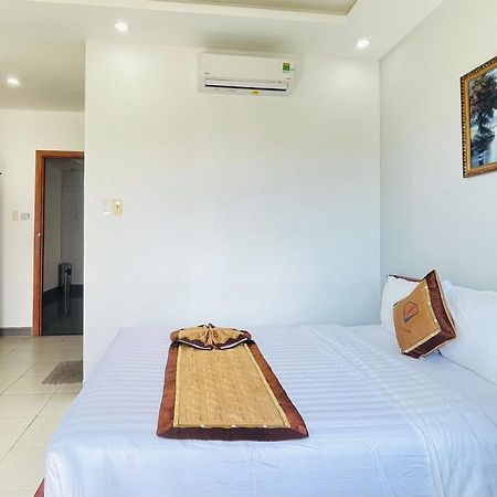 Y Linh Hotel Quy Nhơn Exterior foto